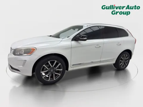 Photos of 2017 Volvo XC60 T6 Dynamic for sale in Plano, TX at Gulliver Auto Group