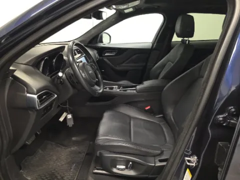 More photos of 2019 Jaguar F-PACE 25t Premium at Gulliver Auto Group, TX