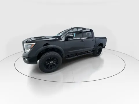 More photos of 2020 Nissan Titan PRO-4X at Gulliver Auto Group, TX
