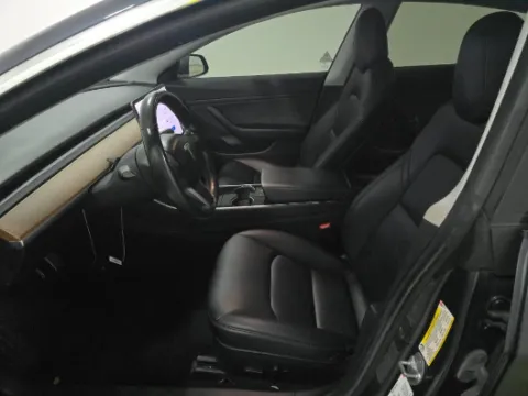 More photos of 2018 Tesla Model 3 Long Range at Gulliver Auto Group, TX