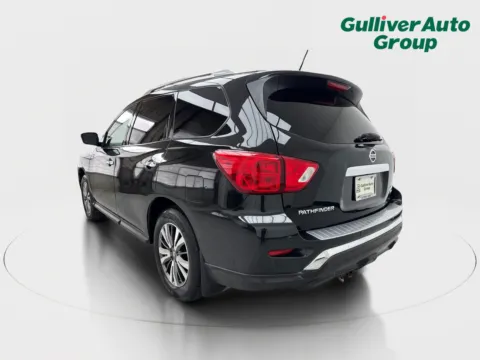 More photos of 2018 Nissan Pathfinder SV at Gulliver Auto Group, TX