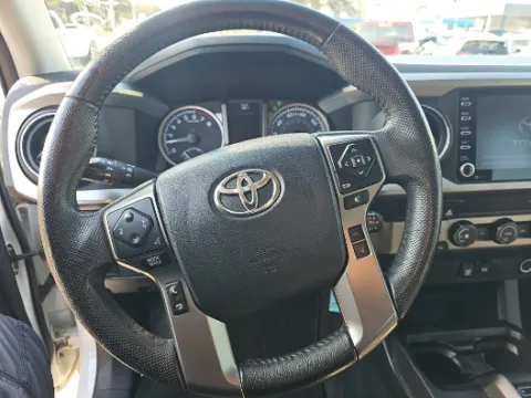 More photos of 2020 Toyota Tacoma SR5 at Gulliver Auto Group, TX