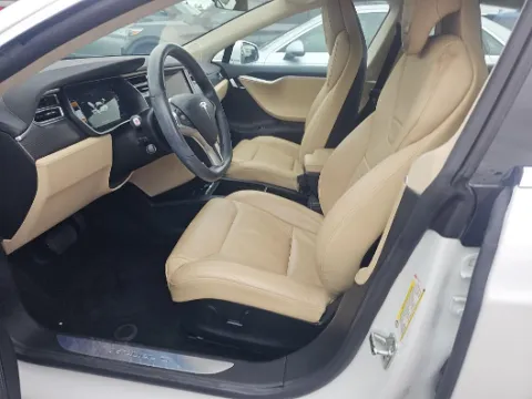 More photos of 2017 Tesla Model S 75 at Gulliver Auto Group, TX