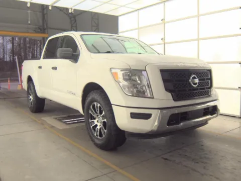 Another view of 2022 Nissan Titan SV for sale in Plano, TX at Gulliver Auto Group