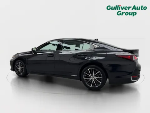 More photos of 2022 Lexus ES 300h at Gulliver Auto Group, TX