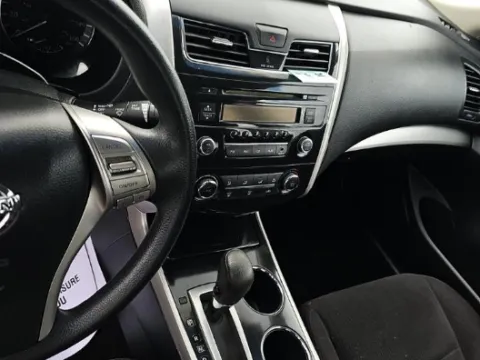 More photos of 2013 Nissan Altima 2.5 S at Gulliver Auto Group, TX