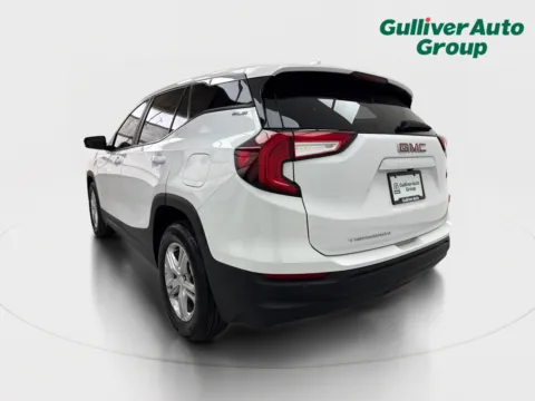 More photos of 2023 GMC Terrain SLE at Gulliver Auto Group, TX