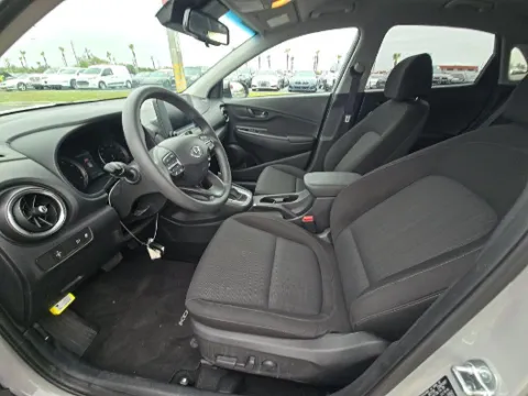 More photos of 2023 Hyundai Kona SEL at Gulliver Auto Group, TX