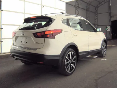 Photos of 2017 Nissan Rogue Sport SL for sale in Plano, TX at Gulliver Auto Group