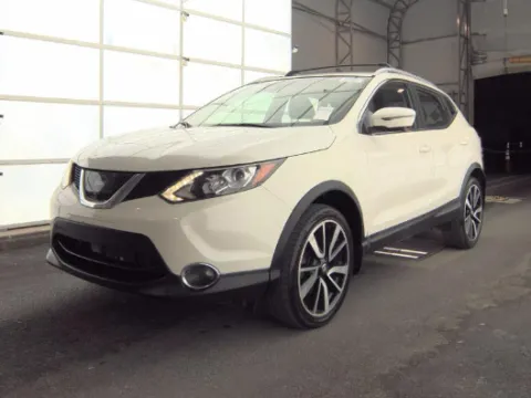 White 2017 Nissan Rogue Sport SL for sale in Plano, TX