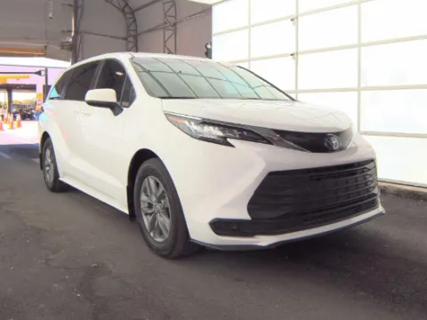Another view of 2022 Toyota Sienna LE for sale in Plano, TX at Gulliver Auto Group