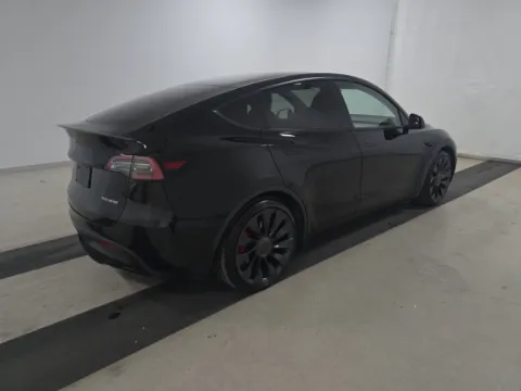 Photos of 2022 Tesla Model Y Performance for sale in Plano, TX at Gulliver Auto Group