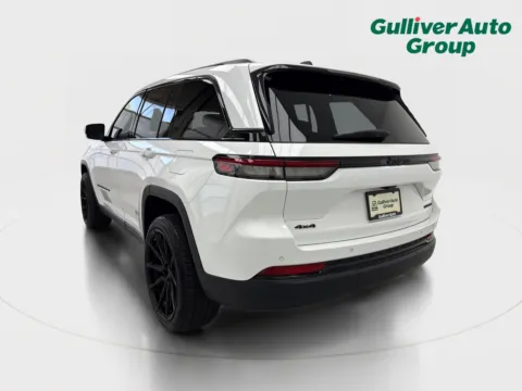 More photos of 2025 Jeep Grand Cherokee Limited at Gulliver Auto Group, TX