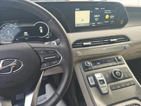 More photos of 2020 Hyundai Palisade Limited at Gulliver Auto Group, TX
