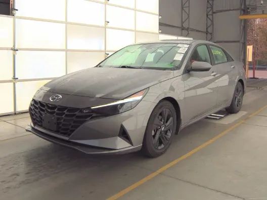 Silver 2022 Hyundai Elantra SEL for sale in Plano, TX