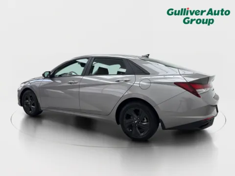 More photos of 2022 Hyundai Elantra SEL at Gulliver Auto Group, TX