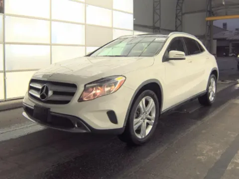White 2017 Mercedes-Benz GLA 250 for sale in Plano, TX