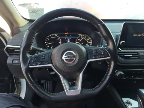 More photos of 2022 Nissan Altima 2.5 SR at Gulliver Auto Group, TX