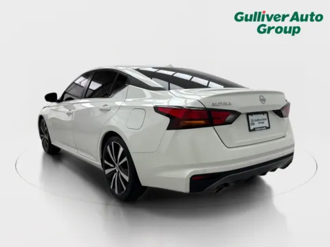 More photos of 2022 Nissan Altima 2.5 SR at Gulliver Auto Group, TX