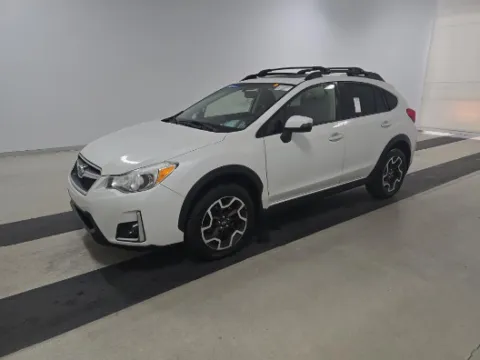 White 2017 Subaru Crosstrek 2.0i Limited for sale in Plano, TX