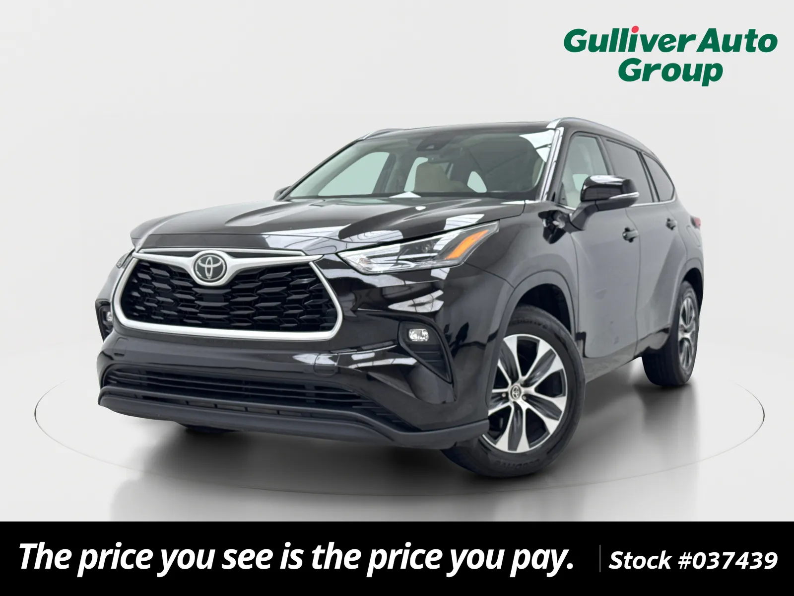Black 2021 Toyota Highlander XLE for sale in Plano, TX