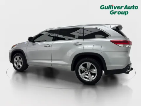 More photos of 2018 Toyota Highlander Limited at Gulliver Auto Group, TX