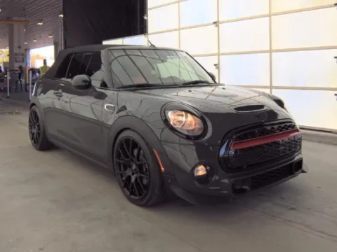 More photos of 2018 MINI Cooper S at Gulliver Auto Group, TX