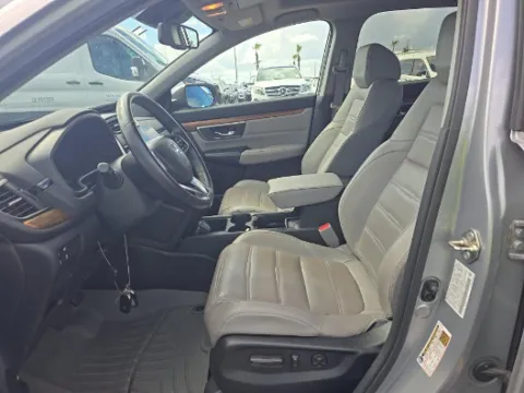 More photos of 2017 Honda CR-V Touring at Gulliver Auto Group, TX