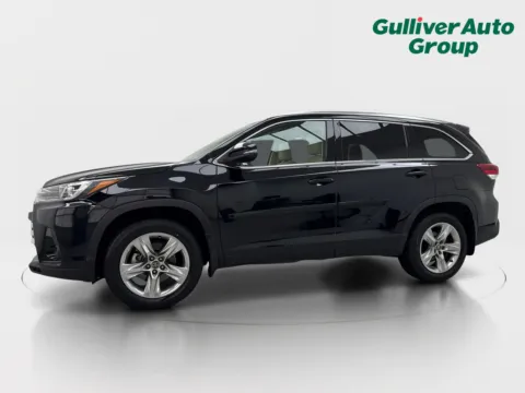Another view of 2018 Toyota Highlander Limited for sale in Plano, TX at Gulliver Auto Group