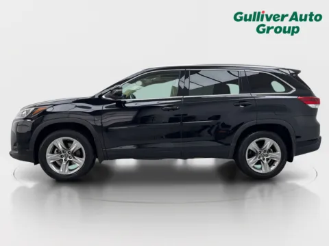 Another view of 2018 Toyota Highlander Limited for sale in Plano, TX at Gulliver Auto Group