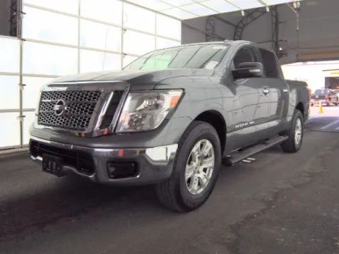 Gray 2018 Nissan Titan SV for sale in Plano, TX