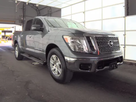 More photos of 2018 Nissan Titan SV at Gulliver Auto Group, TX