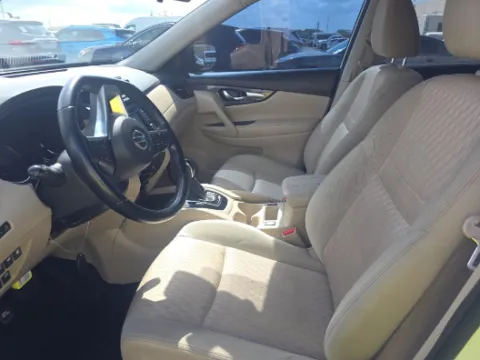 More photos of 2020 Nissan Rogue SV at Gulliver Auto Group, TX