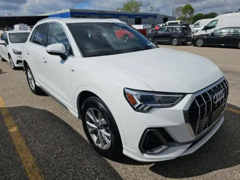 More photos of 2023 Audi Q3 Premium at Gulliver Auto Group, TX