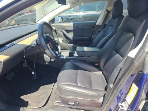 More photos of 2018 Tesla Model 3 Long Range at Gulliver Auto Group, TX