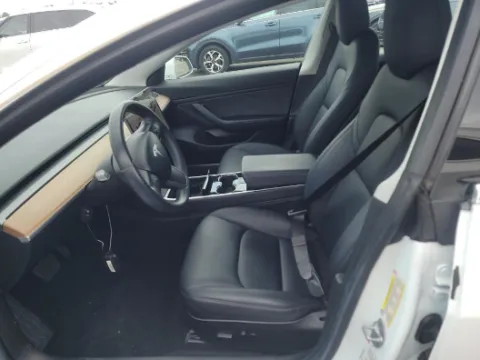 More photos of 2018 Tesla Model 3 Long Range at Gulliver Auto Group, TX