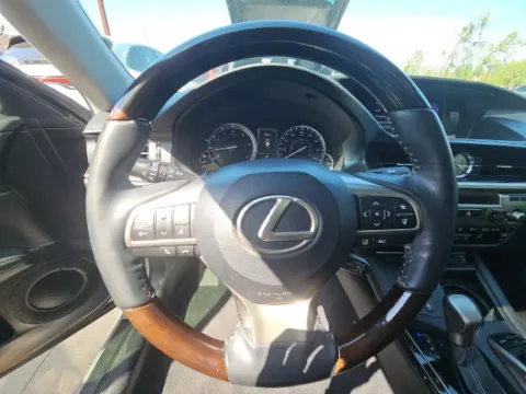 More photos of 2018 Lexus ES 350 at Gulliver Auto Group, TX