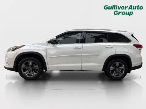 Another view of 2018 Toyota Highlander Limited Platinum for sale in Plano, TX at Gulliver Auto Group