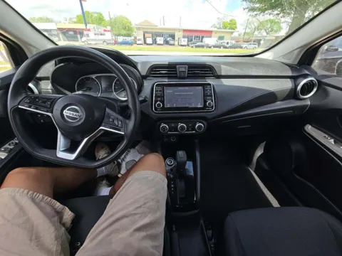 More photos of 2021 Nissan Versa 1.6 S at Gulliver Auto Group, TX
