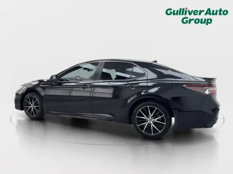 More photos of 2021 Toyota Camry SE at Gulliver Auto Group, TX