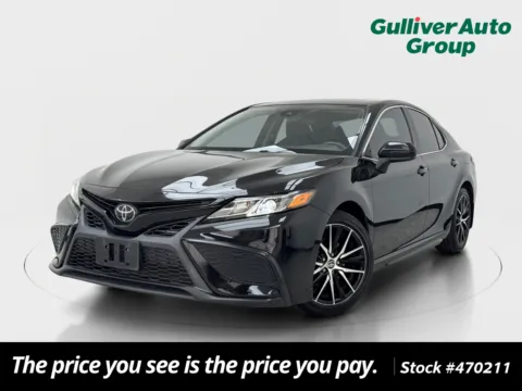Black 2021 Toyota Camry SE for sale in Plano, TX