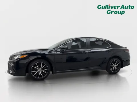 Photos of 2021 Toyota Camry SE for sale in Plano, TX at Gulliver Auto Group