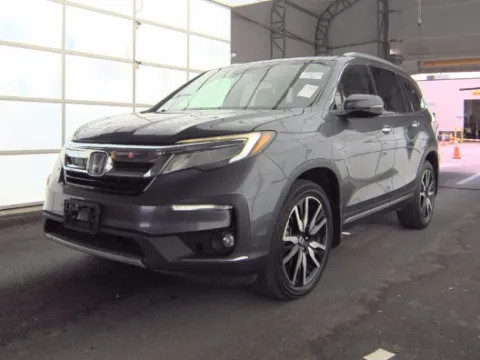 Gray 2019 Honda Pilot Touring for sale in Plano, TX
