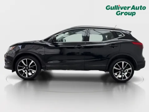 More photos of 2018 Nissan Rogue Sport SL at Gulliver Auto Group, TX