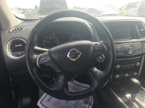 More photos of 2019 Nissan Pathfinder SV at Gulliver Auto Group, TX
