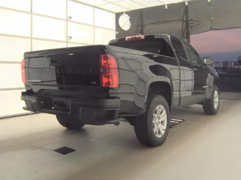 Photos of 2022 Chevrolet Colorado LT for sale in Plano, TX at Gulliver Auto Group