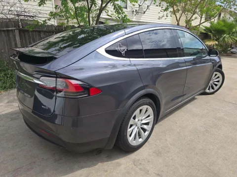 Photos of 2018 Tesla Model X 75D for sale in Plano, TX at Gulliver Auto Group