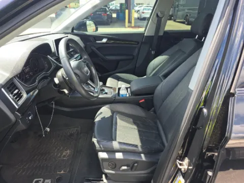 More photos of 2019 Audi Q5 2.0T Premium Plus at Gulliver Auto Group, TX