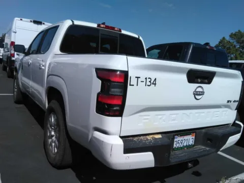 Photos of 2022 Nissan Frontier SV for sale in Plano, TX at Gulliver Auto Group