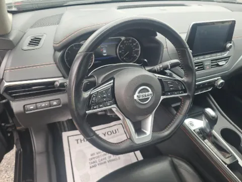 More photos of 2019 Nissan Altima 2.5 SR at Gulliver Auto Group, TX